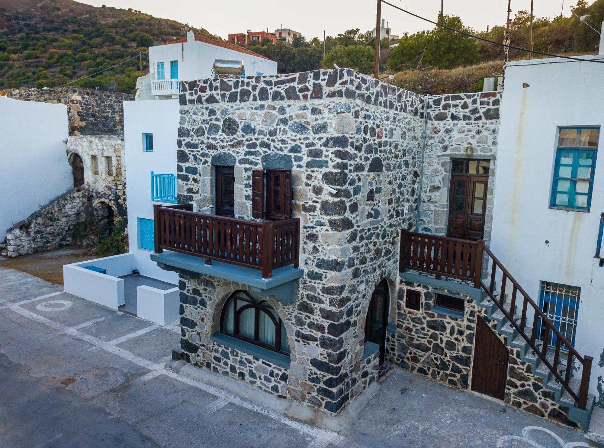 Skála Plousiadi΄S Stone House 아파트 외부 사진
