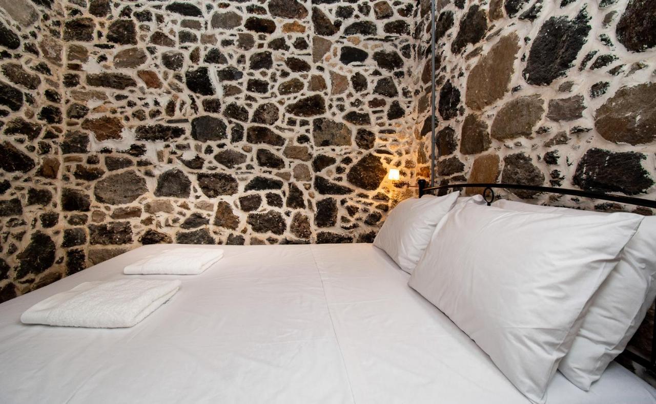 Skála Plousiadi΄S Stone House 아파트 외부 사진